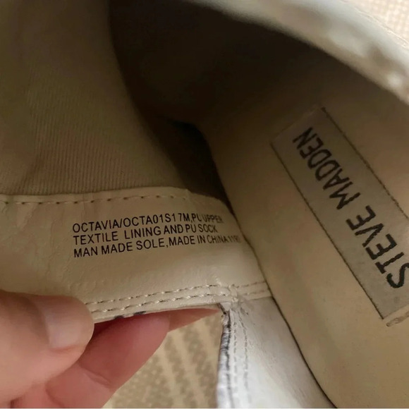 Steve Madden Snakeskin Ankle Boots- Size 7 - Picture 8 of 9